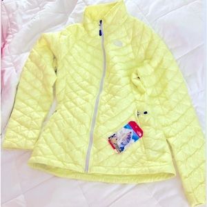 THE NORTH FACE THERMOBALL FULL ZIP JACKET WOMEN'S NWT